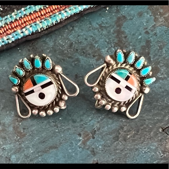 Vintage Native American Sterling Silver Zuni Sunface Earrings - Picture 6 of 8